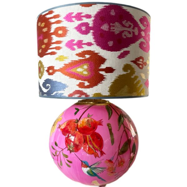 Lamp Pink Pomegranate Doortje Ijpelaar met lampenkap van studio limonada